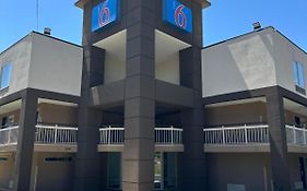 Motel 6-Raleigh, Nc - North